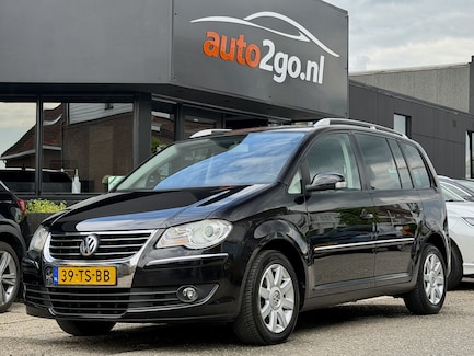 Volkswagen Touran 0