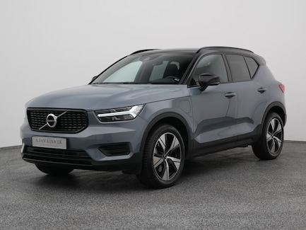Volvo XC40 0