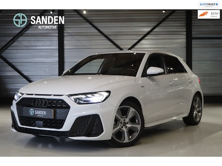 Audi A1 0