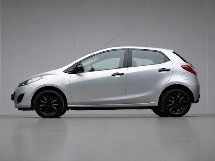 Mazda 2 0