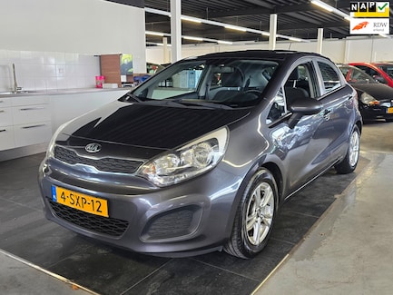 Kia Rio 0