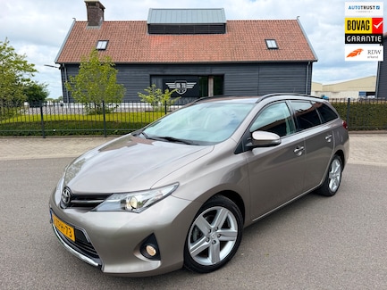Toyota Auris 0