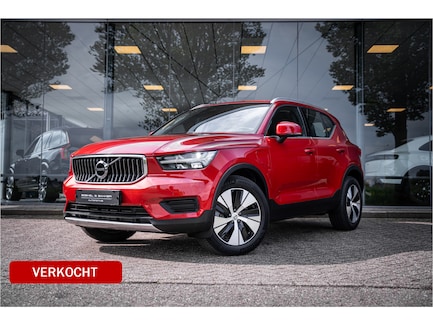 Volvo XC40 0