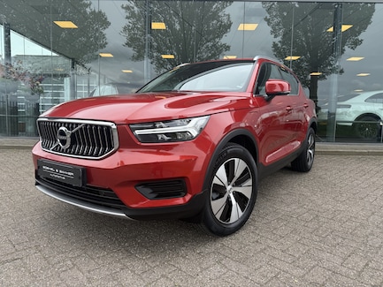 Volvo XC40 0