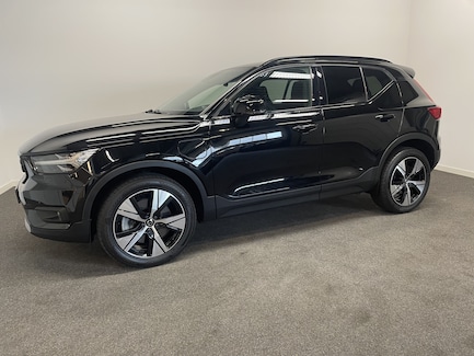 Volvo XC40 0