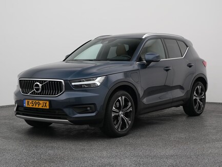Volvo XC40 0