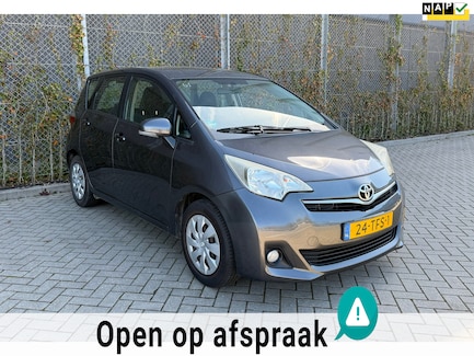 Toyota Verso-S 0