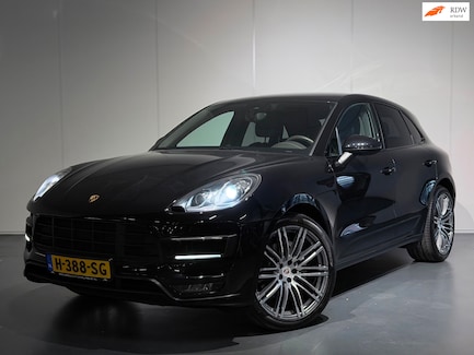 Porsche Macan 0