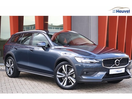 Volvo V60 Cross Country 0