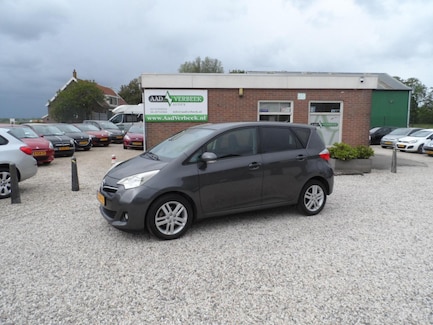 Toyota Verso-S 0
