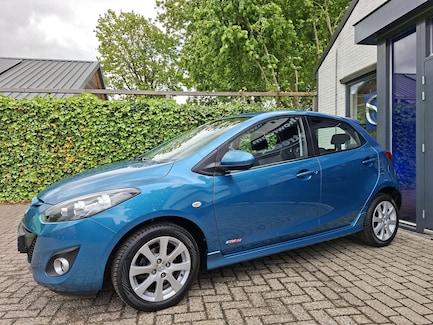 Mazda 2 0