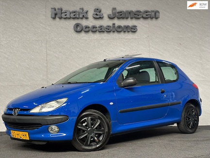 Peugeot 206 0