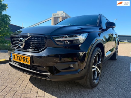 Volvo XC40 0
