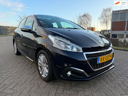 Peugeot 208 0