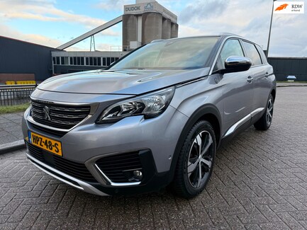 Peugeot 5008 0