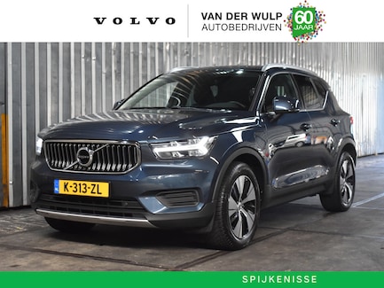 Volvo XC40 0