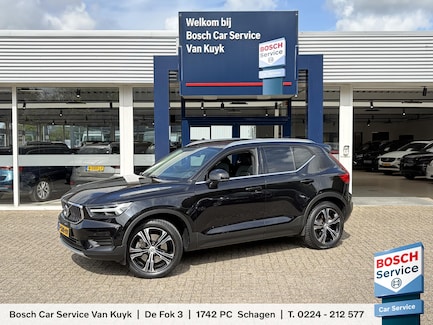 Volvo XC40 0