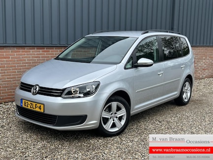 Volkswagen Touran 0