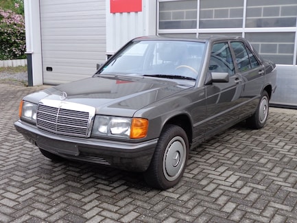 Mercedes-Benz 190-Serie 0