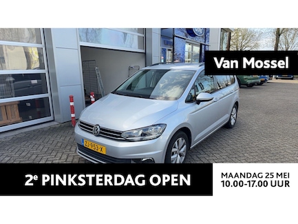 Volkswagen Touran 0