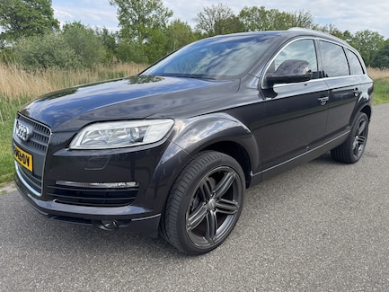 Audi Q7 0