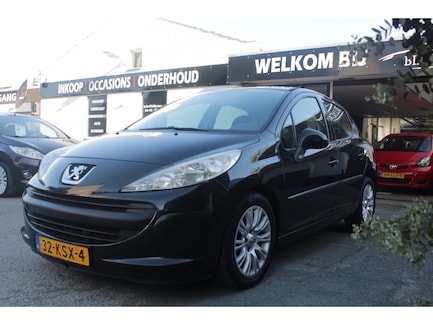 Peugeot 207 0