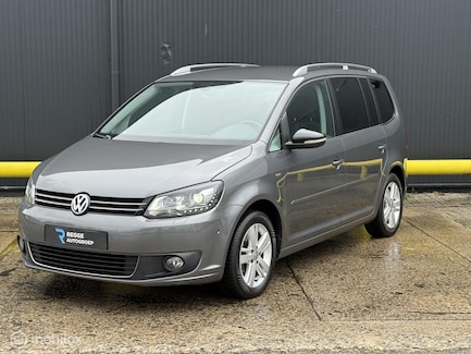 Volkswagen Touran 0