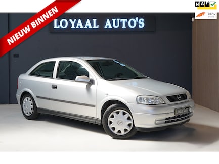 Opel Astra 0