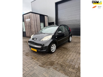 Peugeot 107 0