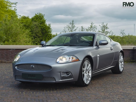 Jaguar XKR 0