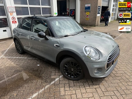 MINI Cooper 0