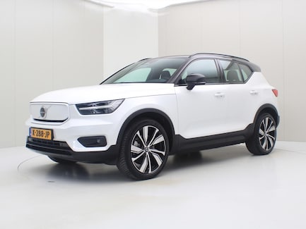 Volvo XC40 0