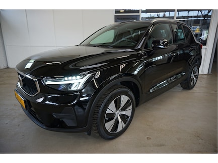 Volvo XC40 0