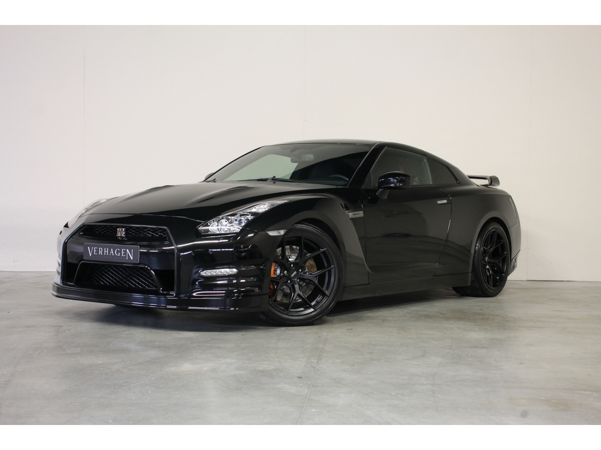 Bekijk 7 Nissan GT-R occasions - AutoTrack