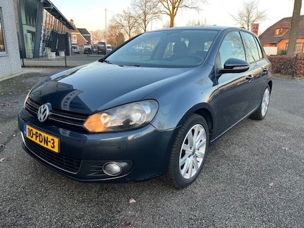 Volkswagen Golf 0