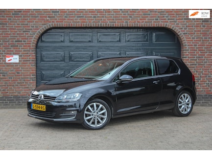 Volkswagen Golf 0