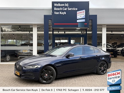 Jaguar XE 0