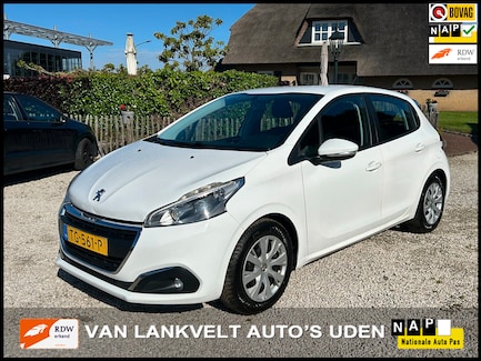 Peugeot 208 0