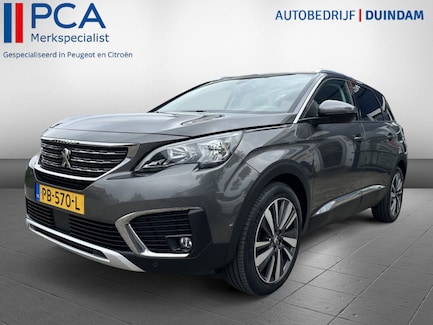 Peugeot 5008 0