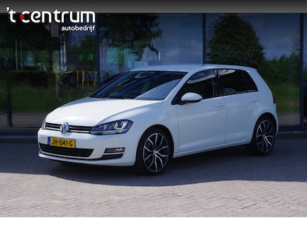 Volkswagen Golf 0