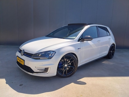 Volkswagen Golf 0