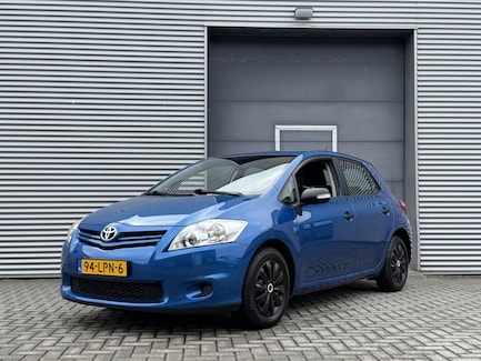 Toyota Auris 0