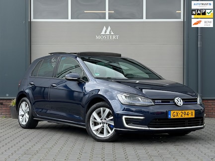 Volkswagen Golf 0