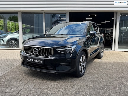 Volvo XC40 0