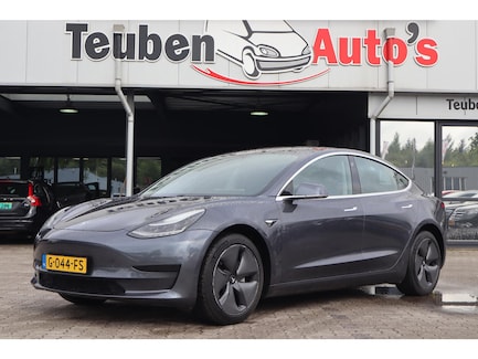 Tesla Model 3 0