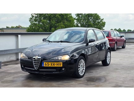 Alfa Romeo 147 0