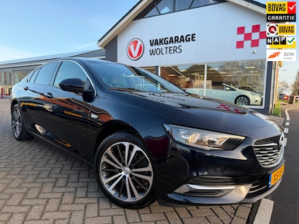 Opel Insignia 0