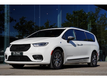 Chrysler Pacifica 0
