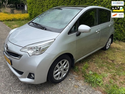 Toyota Verso-S 0