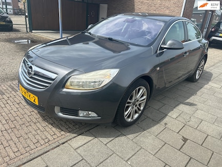 Opel Insignia 0